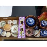 A quantity of ceramics