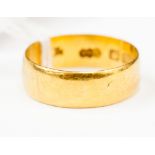 A 22ct gold wedding band, 4.4 grams approx