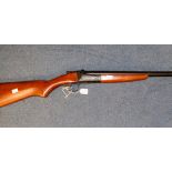 SHOTGUN CERTIFICATE REQUIRED FOR THIS LOT
12 bore 2 3/4" chamber single barrel B.S.A. Snipe shotgun.