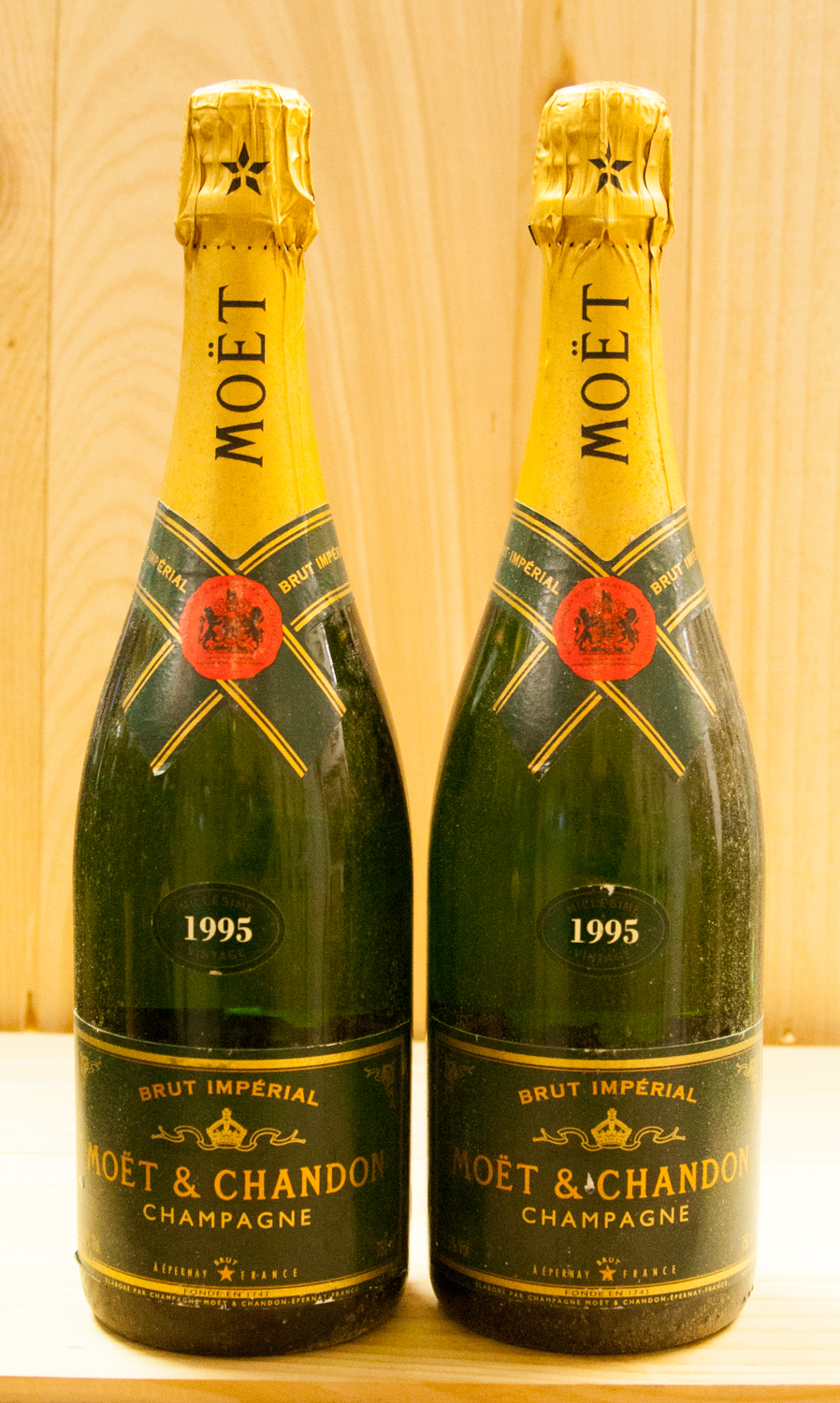 Moet & Chandon Brut Imperial Vintage Champagne, 1995 x 2 (2)