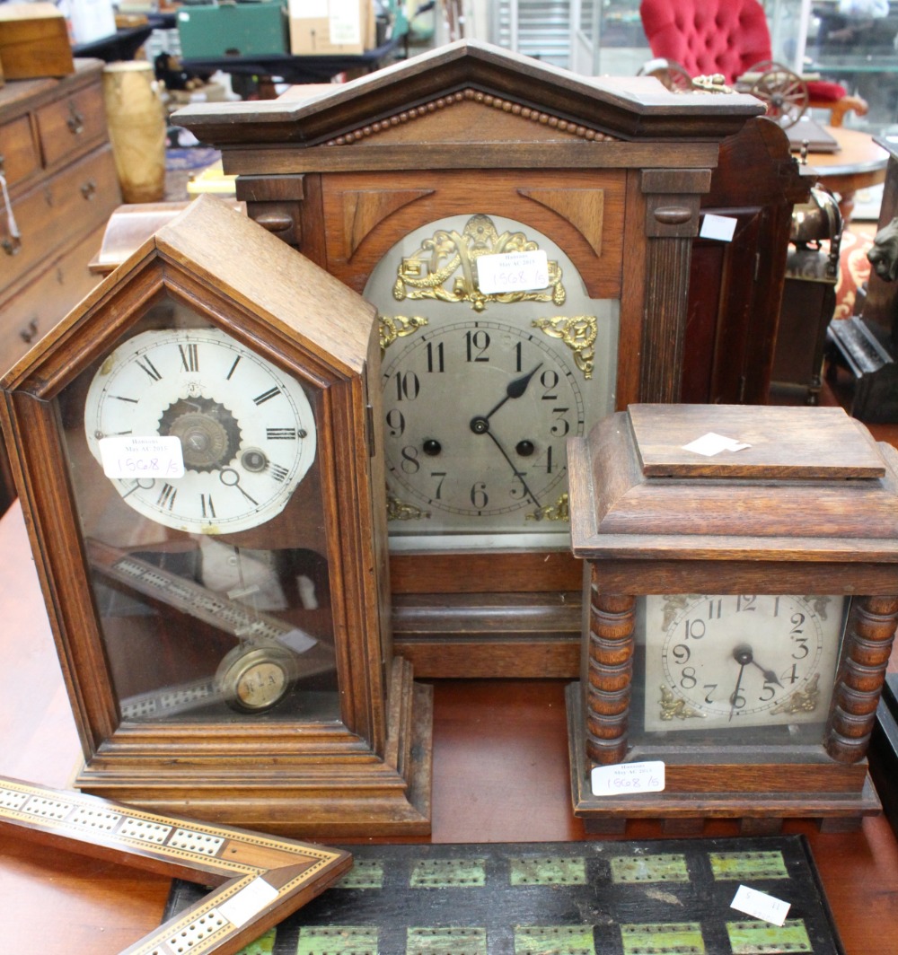 Three bracket clocks and two cribbage boards (5)