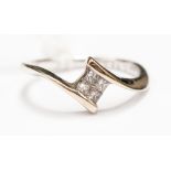 An 18ct  white gold diamond ring,