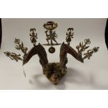 Indian officers inkwell, brass figurines mounted on rams horns, c1900 colonial interest.