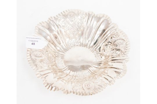 A Victorian silver pierced bon-bon dish, Birmingham 1892, Elkington and Co, 5.4 ozt / 168.