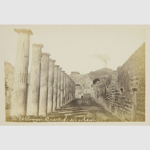 Europa - Italien - - Pompeji. Album mit 70 montierten Originalphotographien aus Pompeji. Vintages.