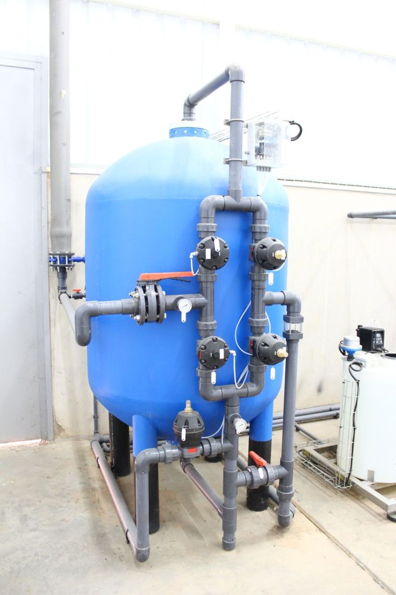 Water treatment system - Image 3 of 17