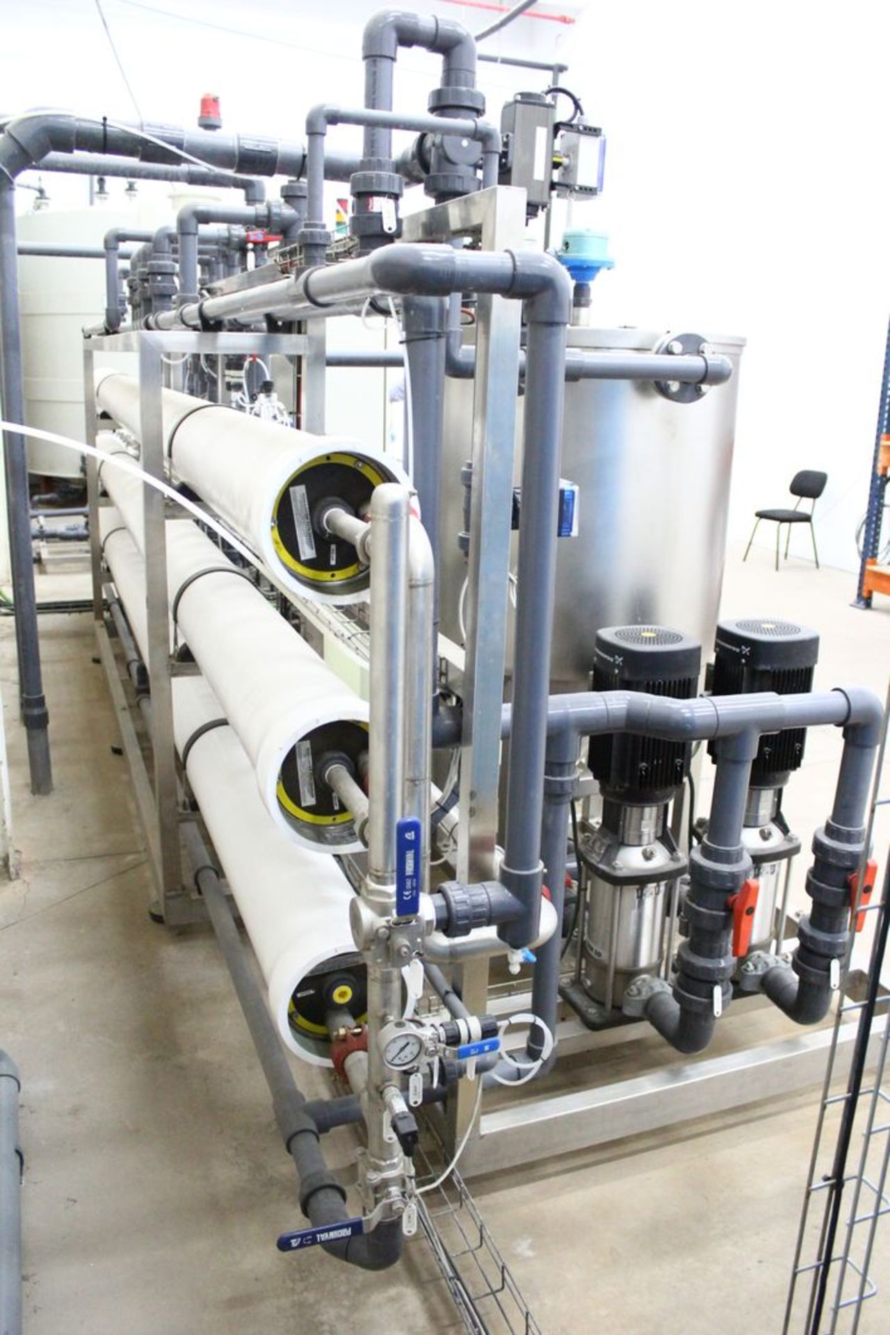 Water treatment system - Image 7 of 17