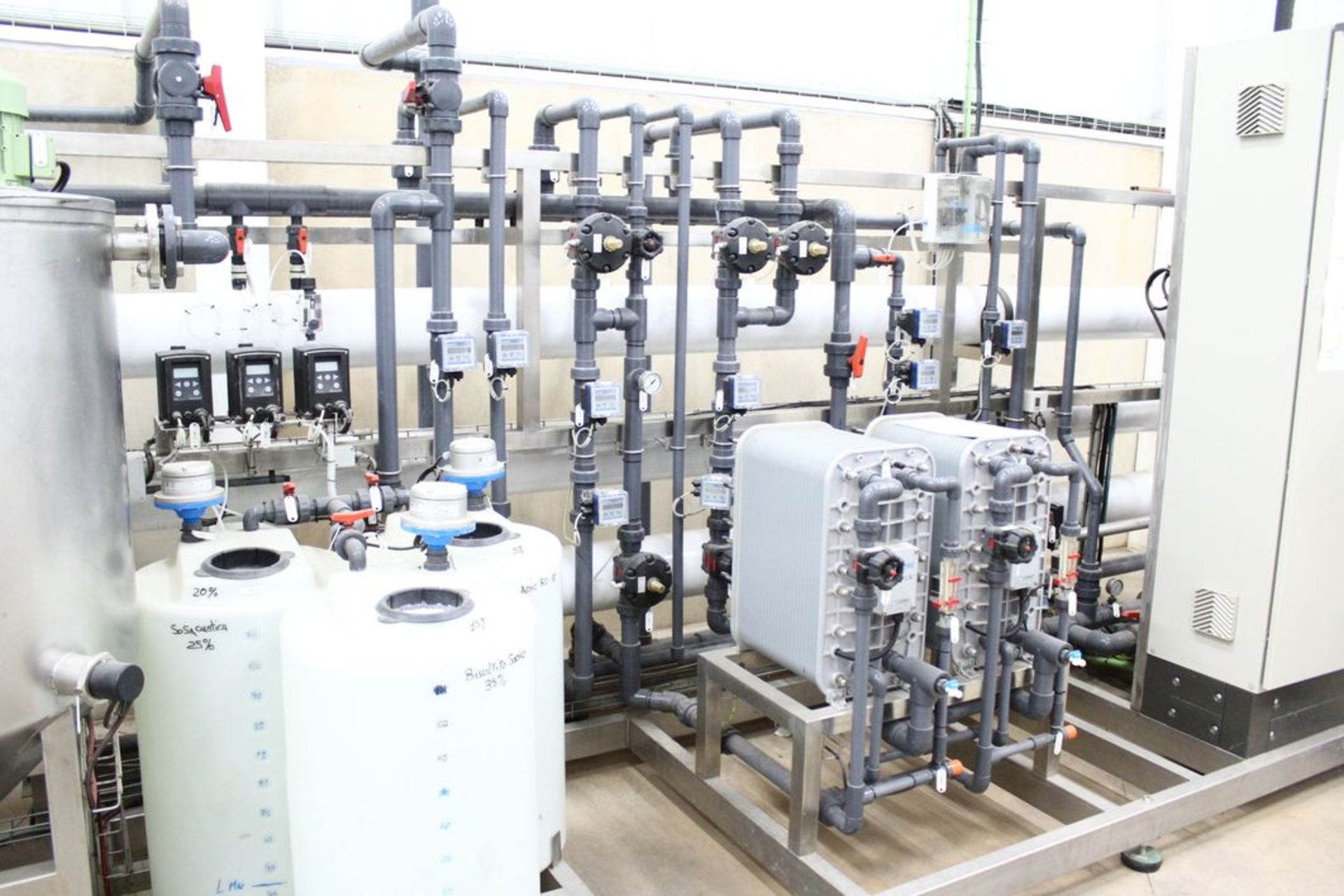 Water treatment system - Image 10 of 17