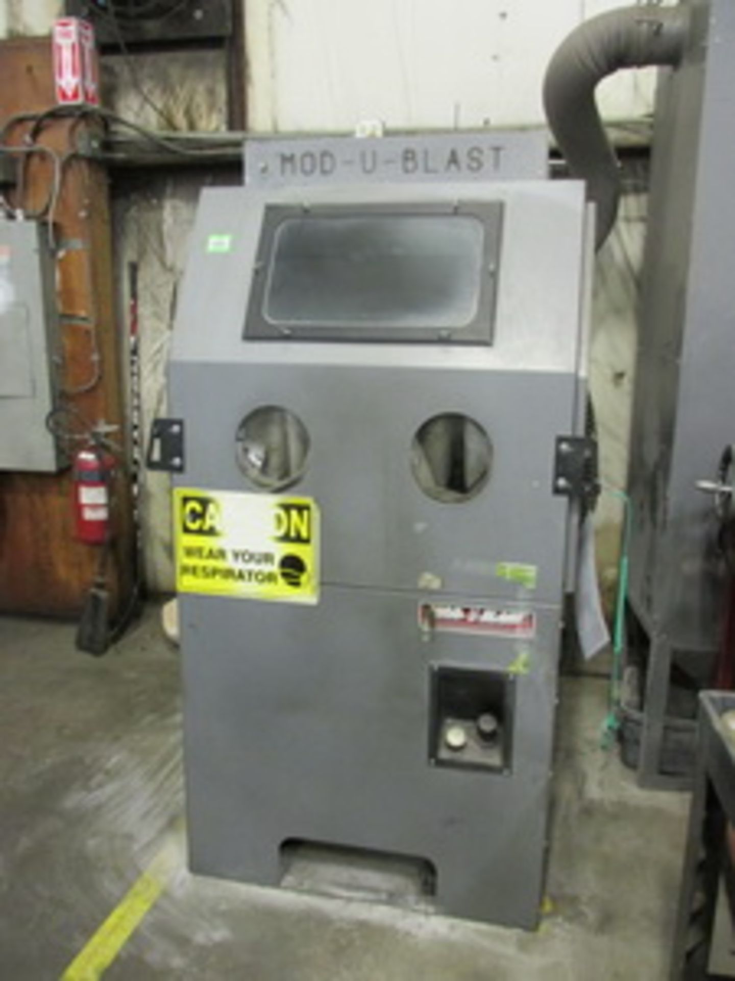 Mod-U-Blast Blast Cabinet - Image 2 of 2