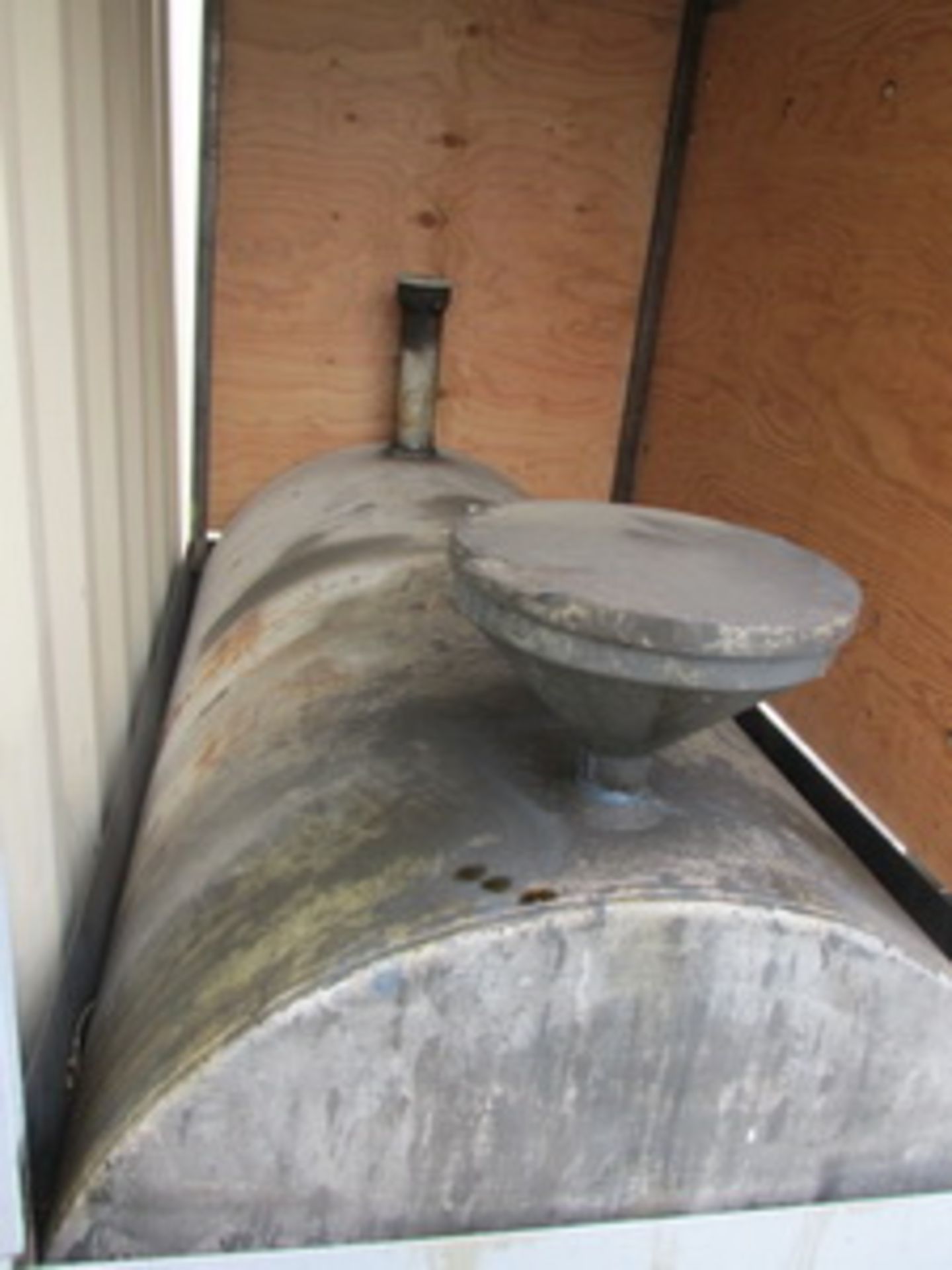 Oil Storage Tank - Image 2 of 2
