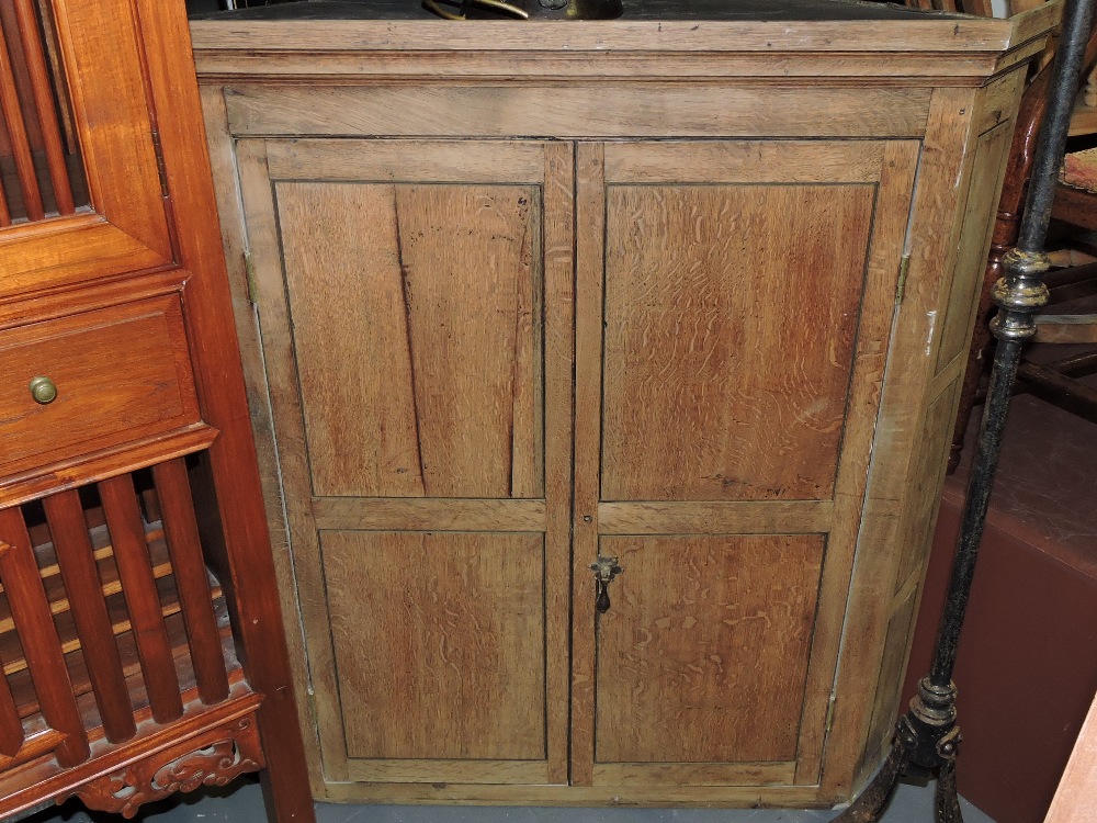 An early 19th century bleached oak hangi