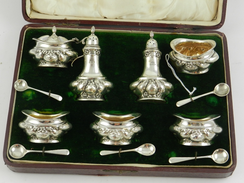 A cased set of early 20th century salts,