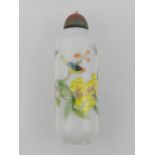 A Cinese white glass scent bottle decora