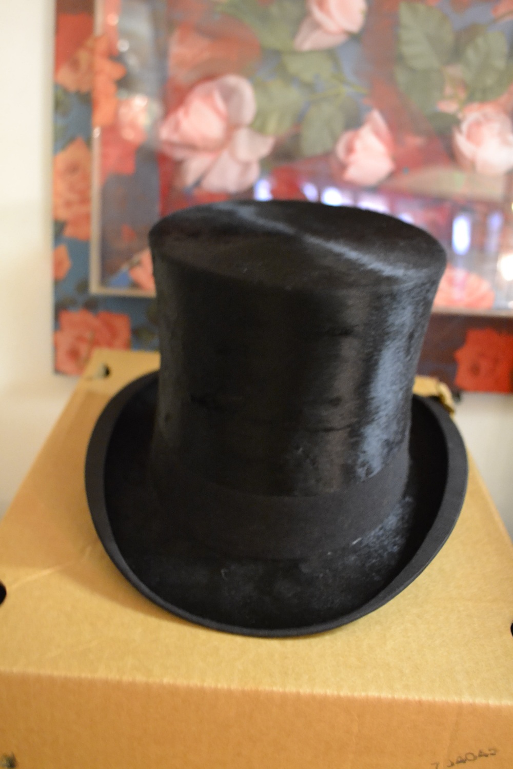 A R.A SIMS black felt top hat, marked to inside 197 Westminster Bridge Road.