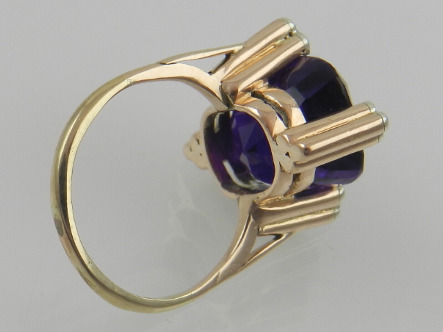 An impressive late 19th / early 20th century yellow gold amethyst and diamond set dress ring, - Image 2 of 2