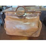 A Gladstone type tan leather gentleman's holdall W 55 cms.