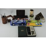 A Cross fountain pen and ballpoint writing set in presentation box,