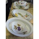 A small quantity of Royal Worcester Evesham oven-to-table ware, including a lidded tureen,