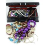 A quantity of costume jewellery, to include necklaces, bracelets, etc.