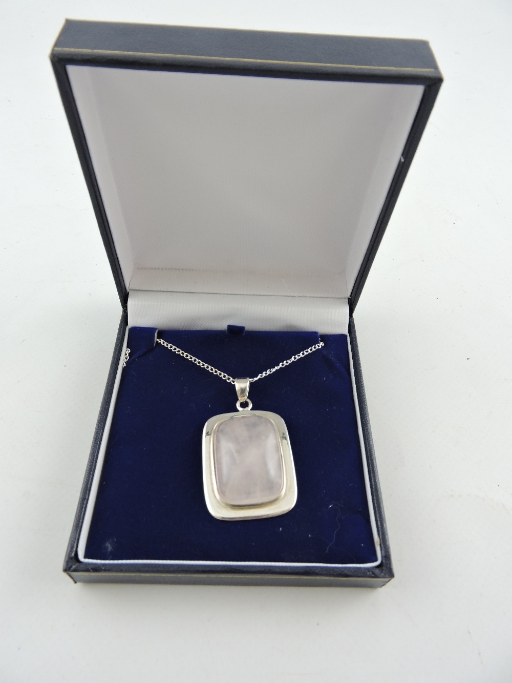 A rock-crystal pendant necklace,