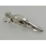 A silver plated paper clip in the form of a duck's head. L.13cm