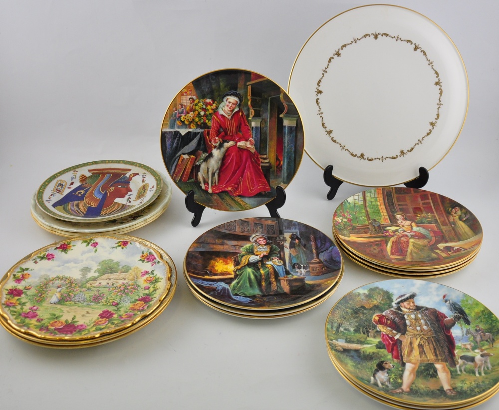 A Royal Doulton Collectors' Gallery Edition plate, King Henry VIII, D.