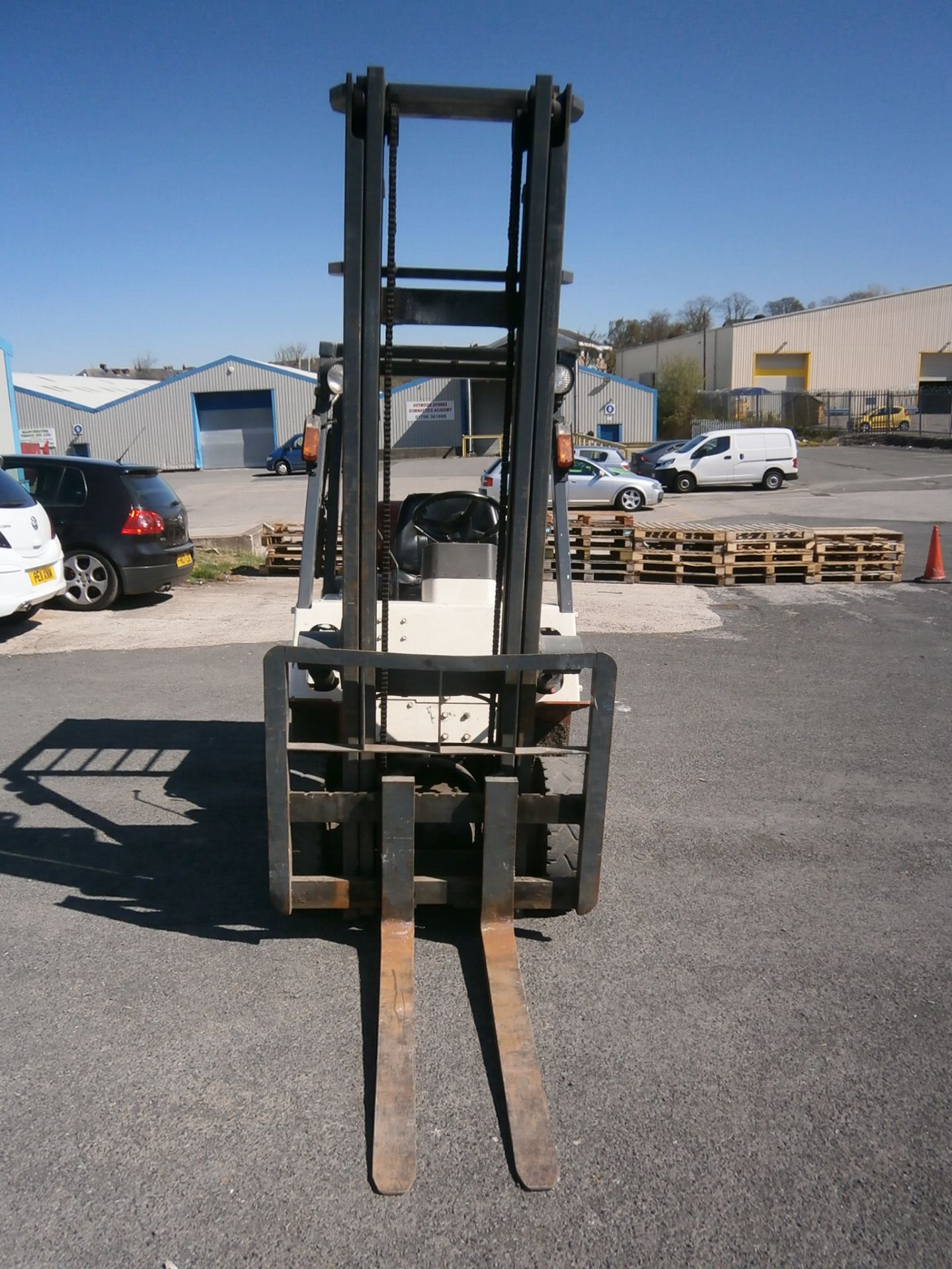 Nissan PJ01A15U Gas Powered Forklift Truck 2690kg - Great Runner, Used Daily - Image 6 of 7