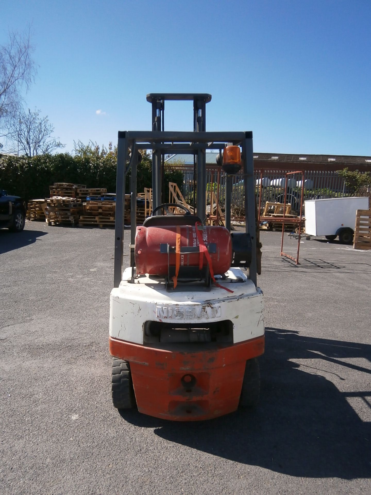 Nissan PJ01A15U Gas Powered Forklift Truck 2690kg - Great Runner, Used Daily - Image 4 of 7