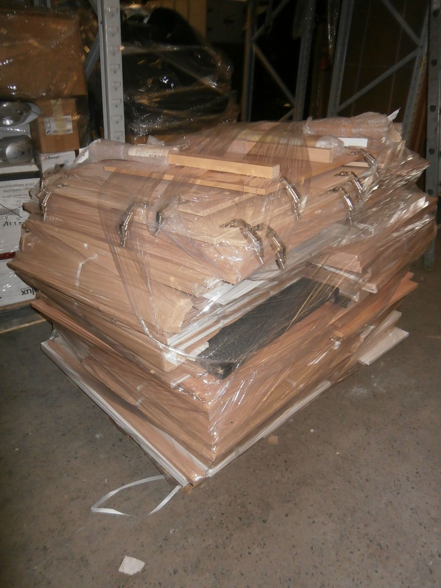 1 x Large Pallet of Mixed Kitchen Unit Doors - Various Sizes and Colours