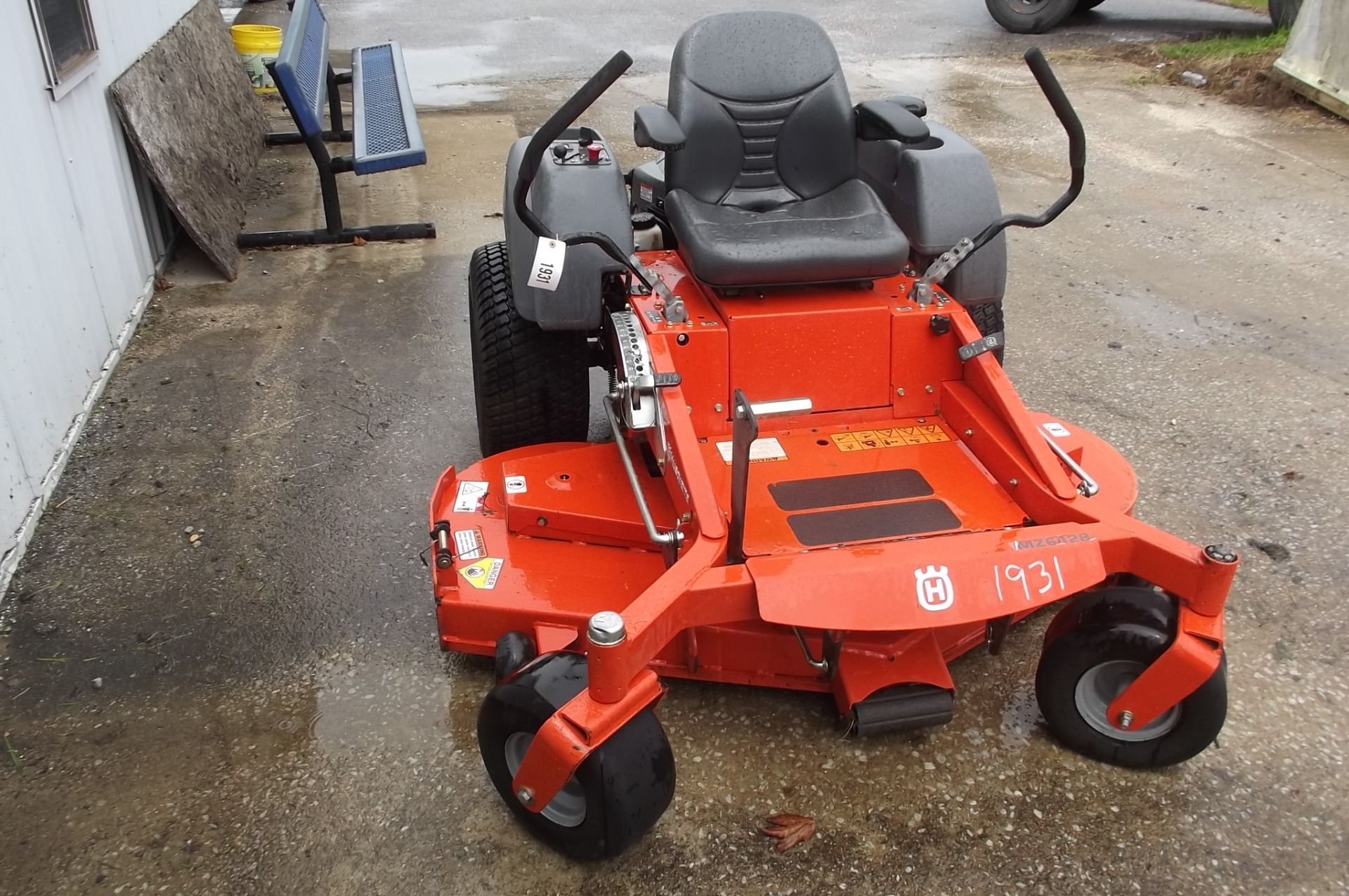 1931 MZ 6128 Husqvarna 61" cut Zero Turn Mower - Image 6 of 6