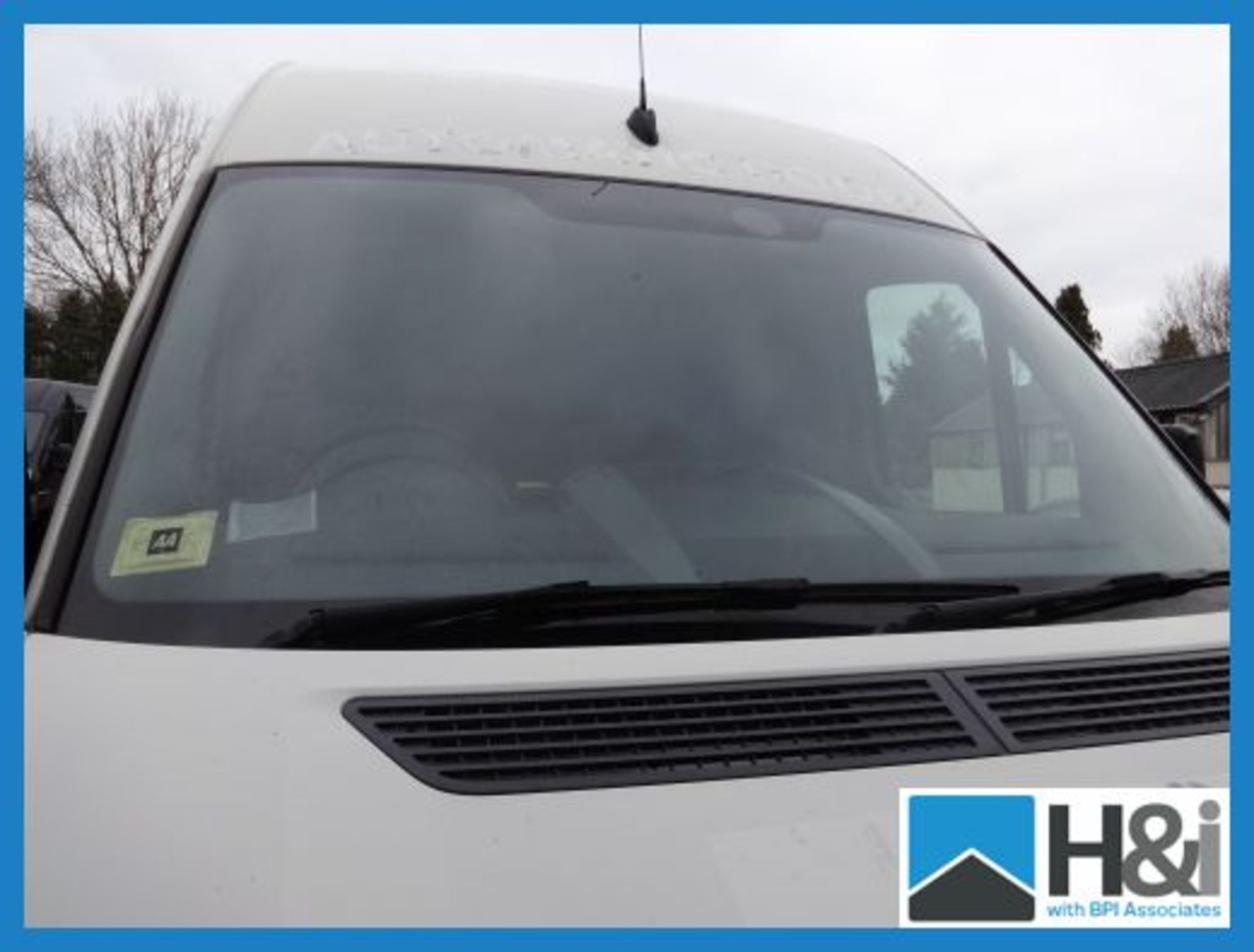 Volkswagen Crafter 35 Blue TDI 109L. White. 60 Reg. MOT Till January 2016 Appraisal: Good Serial No: - Image 6 of 6