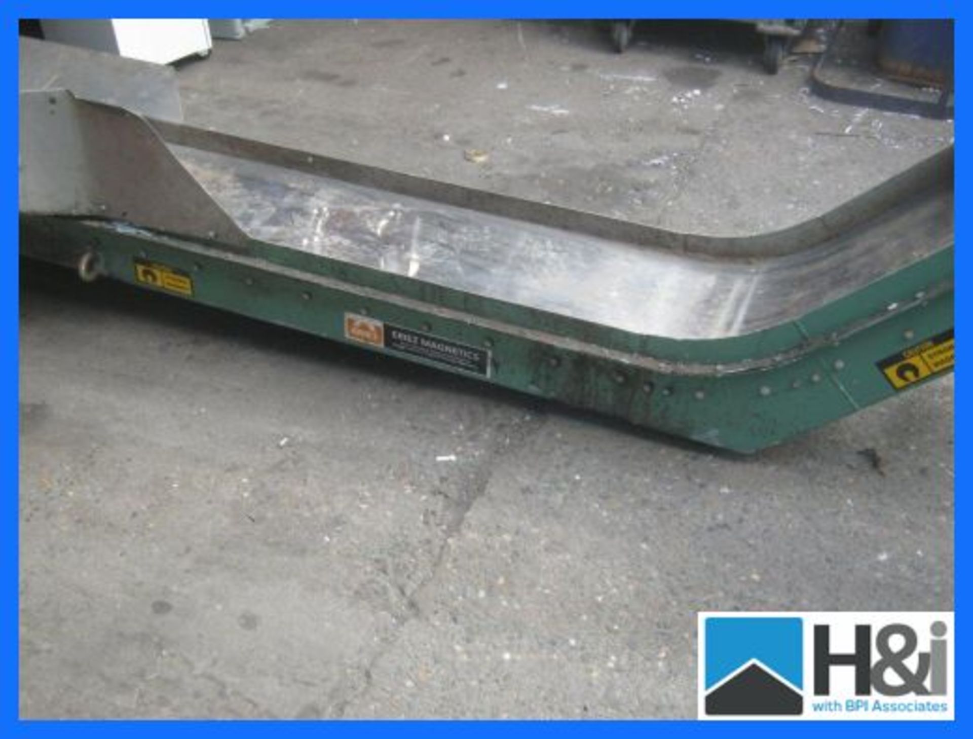 ERIEZ MAGNETIC CHIP CONVEYOR. For moving and elevating ferrous materials. Untested but we are - Image 9 of 10