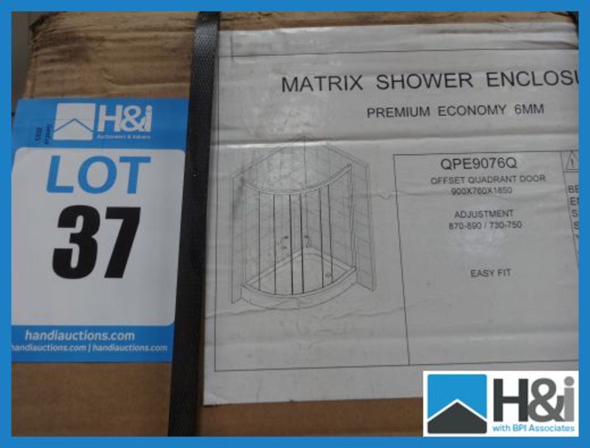 Matrix Offset Showwer Quadrant Door Appraisal: Good Serial No: NA Location: H&I Ltd., The Auction