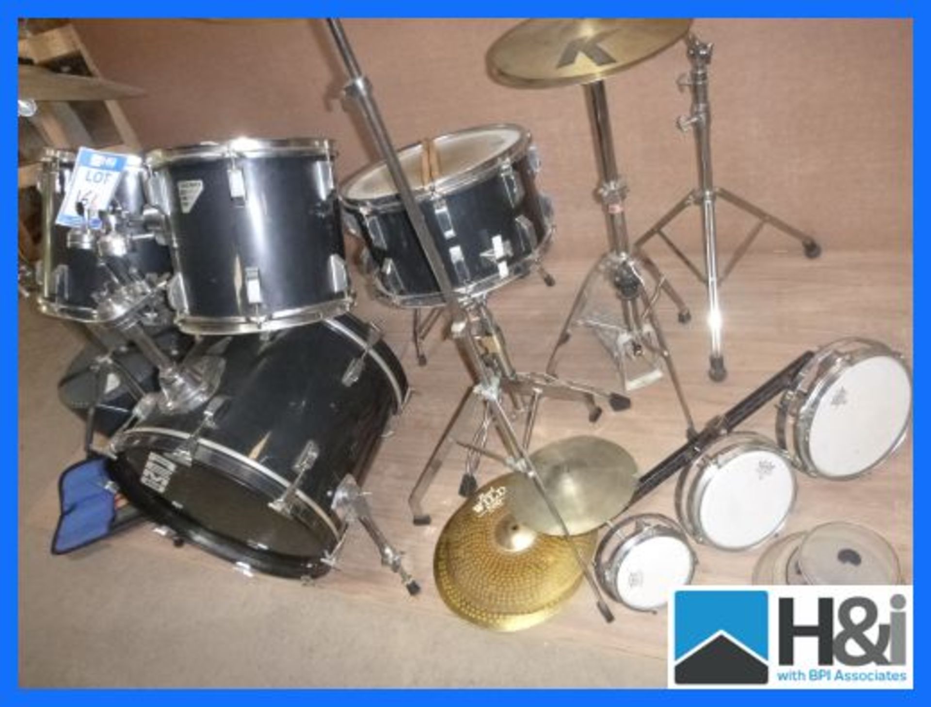 Remo Quadura professional 5 piece drum kit with extra trio of rack toms, ride cymbal, crash cymbal, - Image 2 of 6