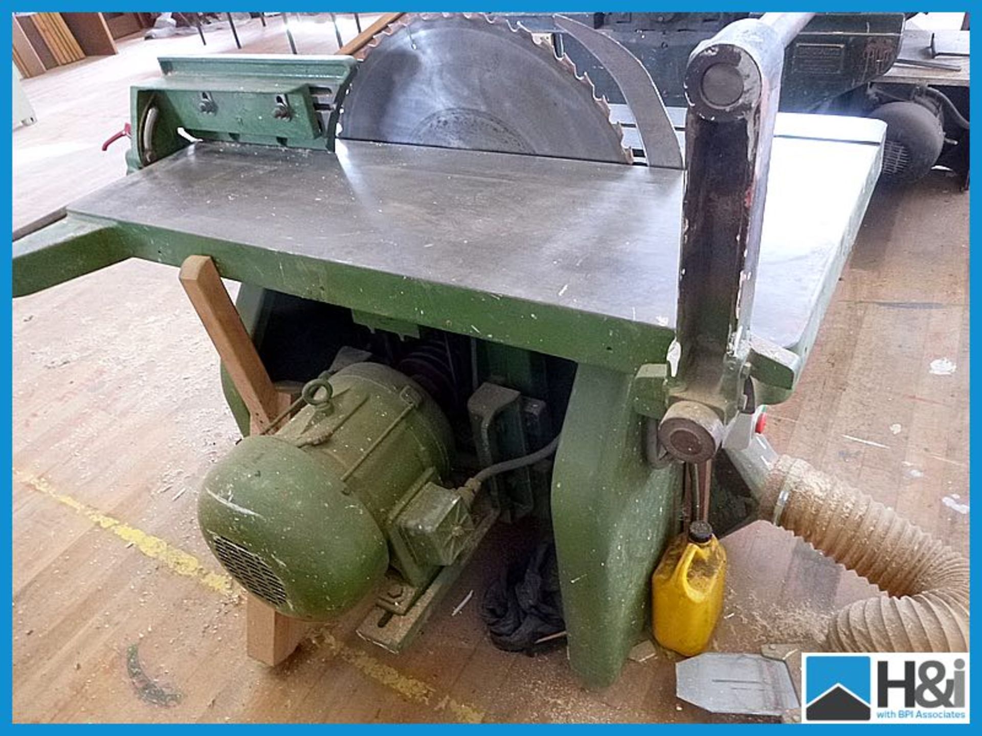 Large Dankaert ripsaw with DC brake and 26in blade. Approx 10in depth of cut. Includes extraction to - Image 4 of 5