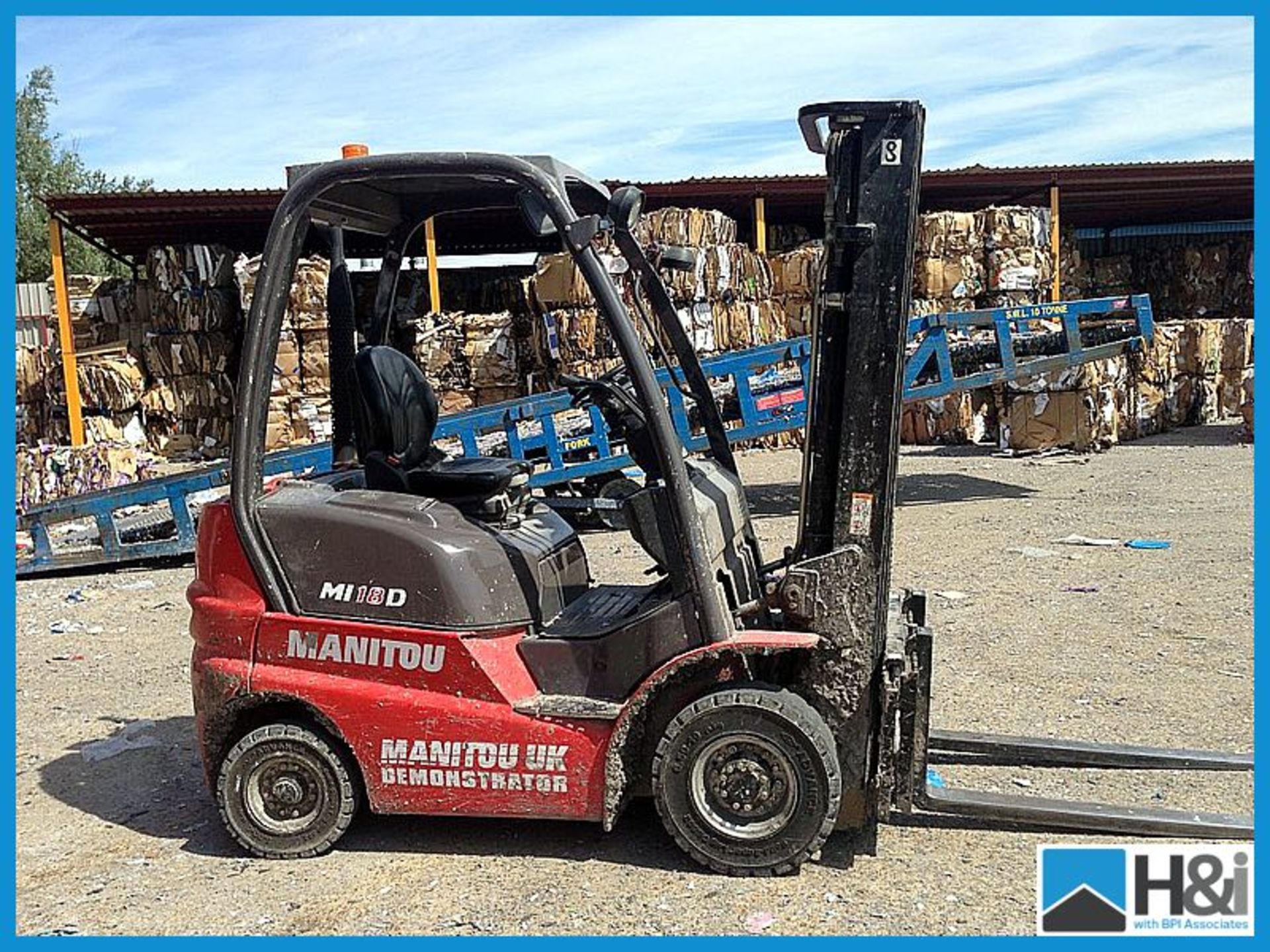 Manitou MI800D 1800 diesel forklift 2014 year appx 700 hours side shift , tilt Triplex 4700m mast - Image 5 of 8