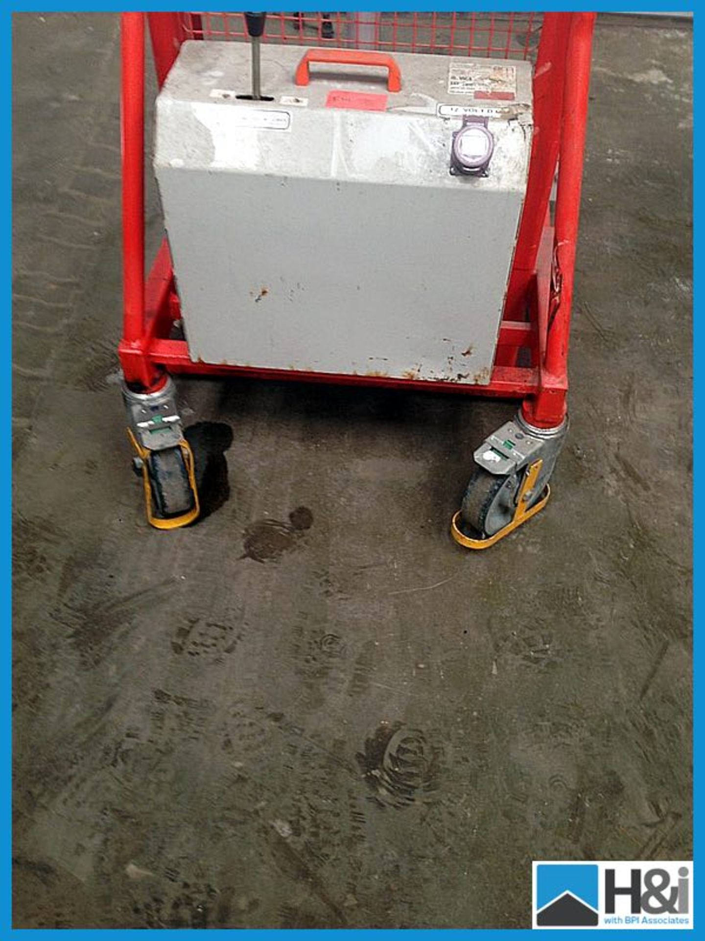 LIFT EZI manual stacker  Appraisal: Good Serial No: NA Location: Fenland Auction Services, Wheelhead - Image 6 of 9