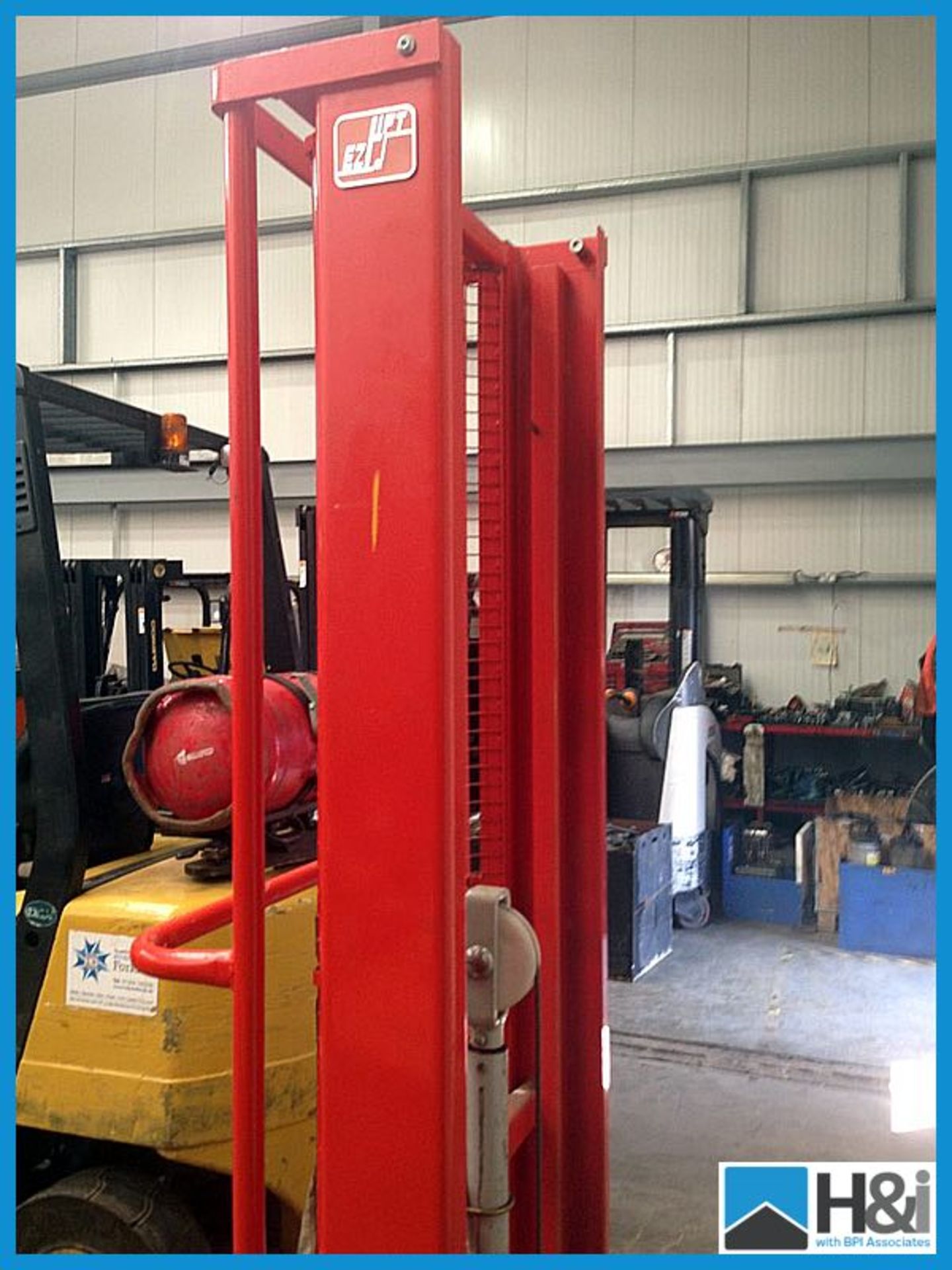 LIFT EZI manual stacker  Appraisal: Good Serial No: NA Location: Fenland Auction Services, Wheelhead - Image 5 of 9