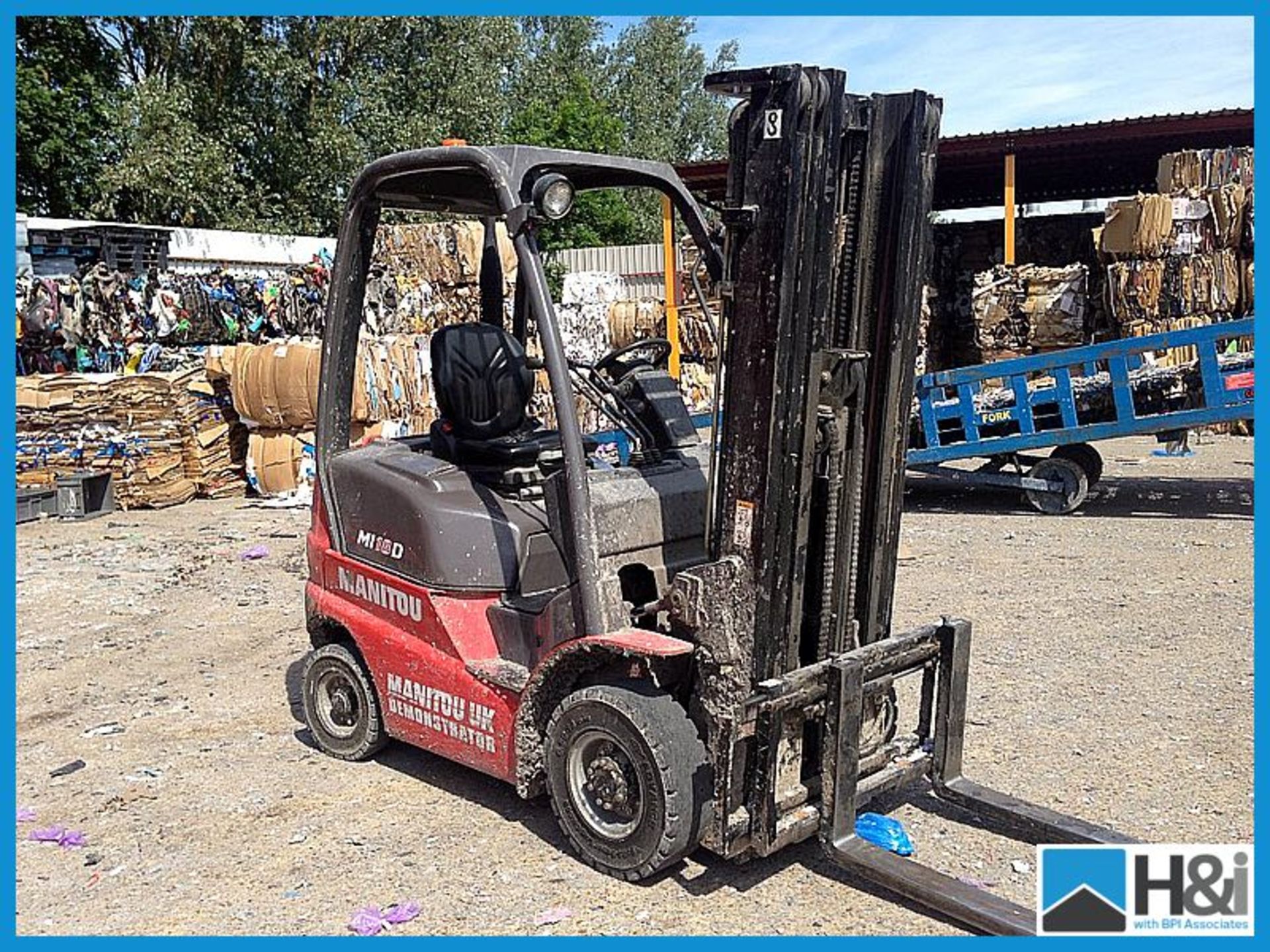 Manitou MI800D 1800 diesel forklift 2014 year appx 700 hours side shift , tilt Triplex 4700m mast - Image 3 of 8