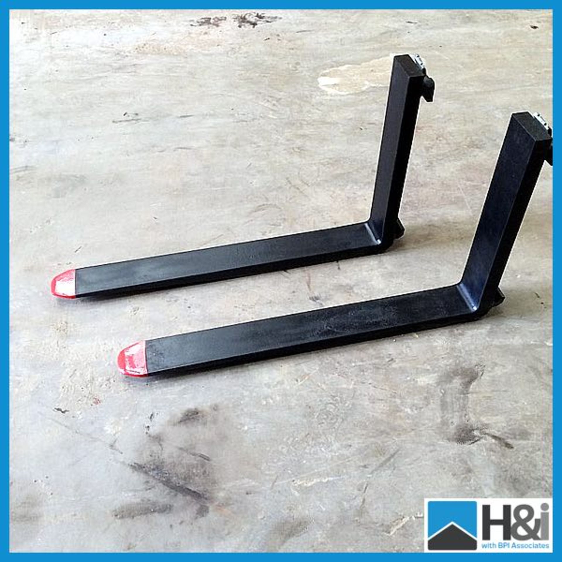 Pair of class 3 1070mm long new unused forklift forks  Appraisal: Good Serial No: NA Location: