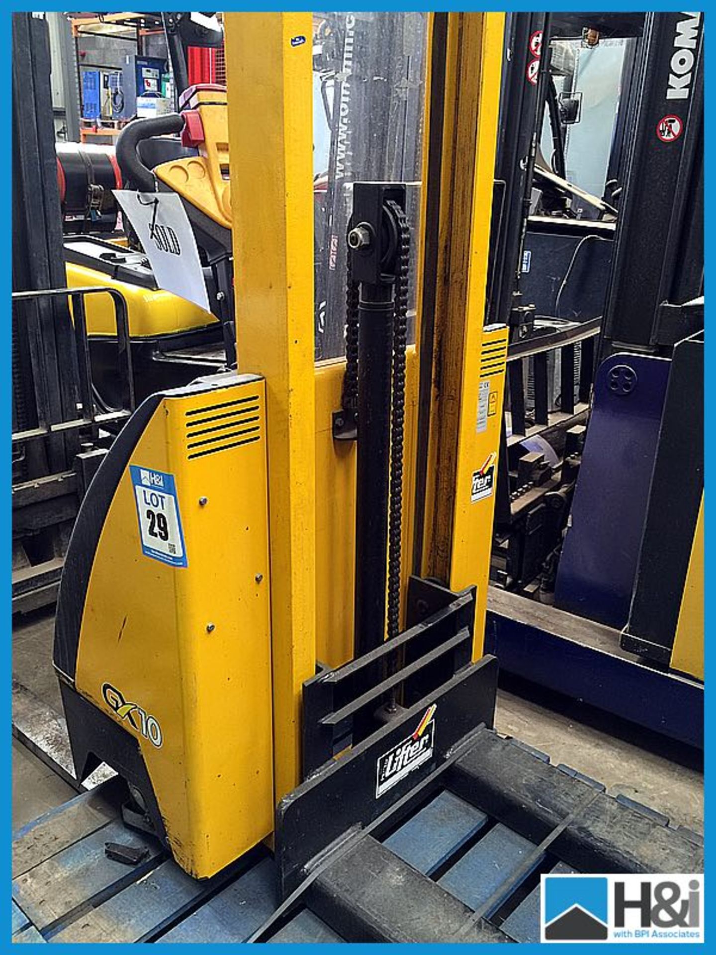 Pramac GX 10 stacker 2001 year 1000 kg capacity with charger, running , hours unknown  Appraisal: