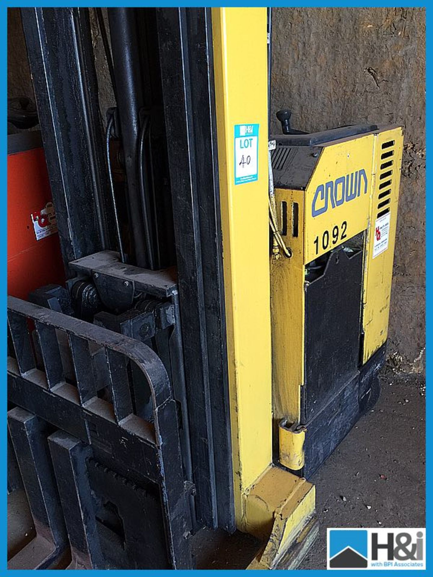 Crown reach truck electric non runner  Appraisal: Good Serial No: NA Location: Fenland Auction - Image 3 of 4