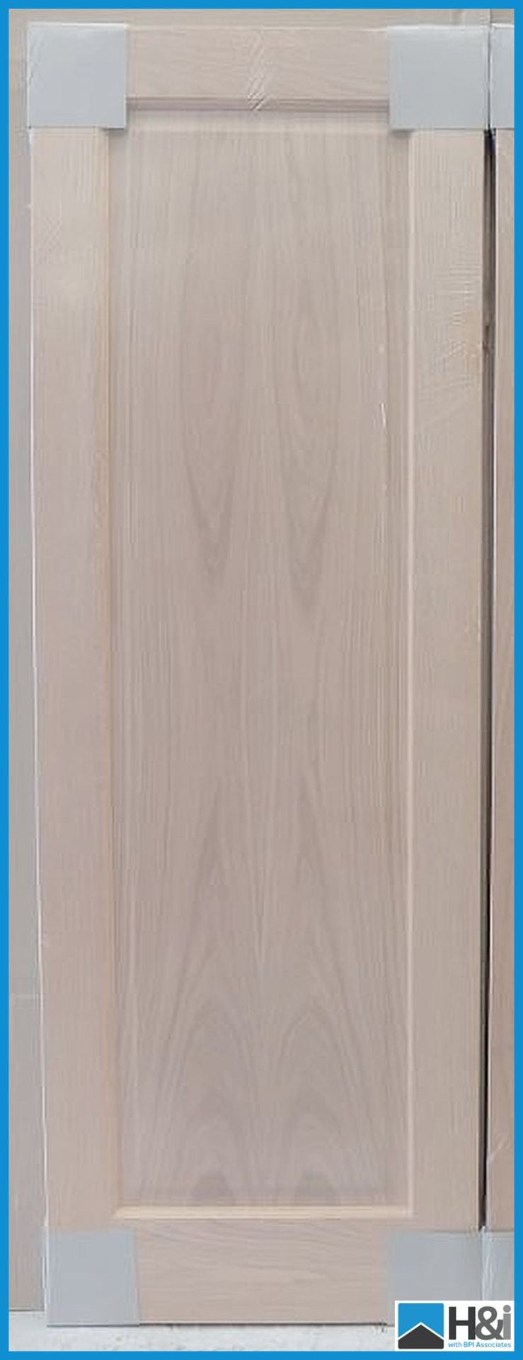 2ft 9in Kielder oak internal door, 35mm thick. 78in x 33in. Raised and fielded panel. Unfinished for