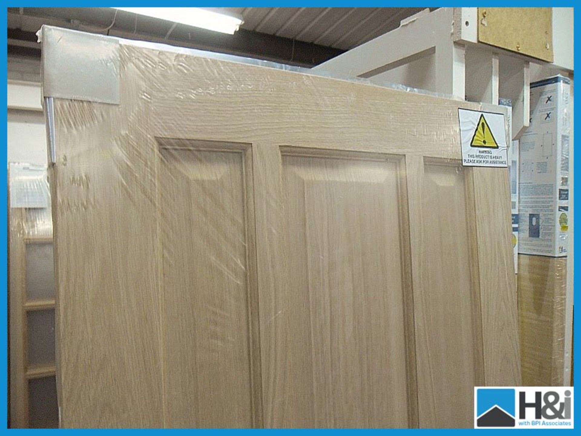 2ft 3in 78x27" Kilburn oak internal door doors. 1981x686mm, 35mm thickness. Fielded and raised - Image 2 of 2