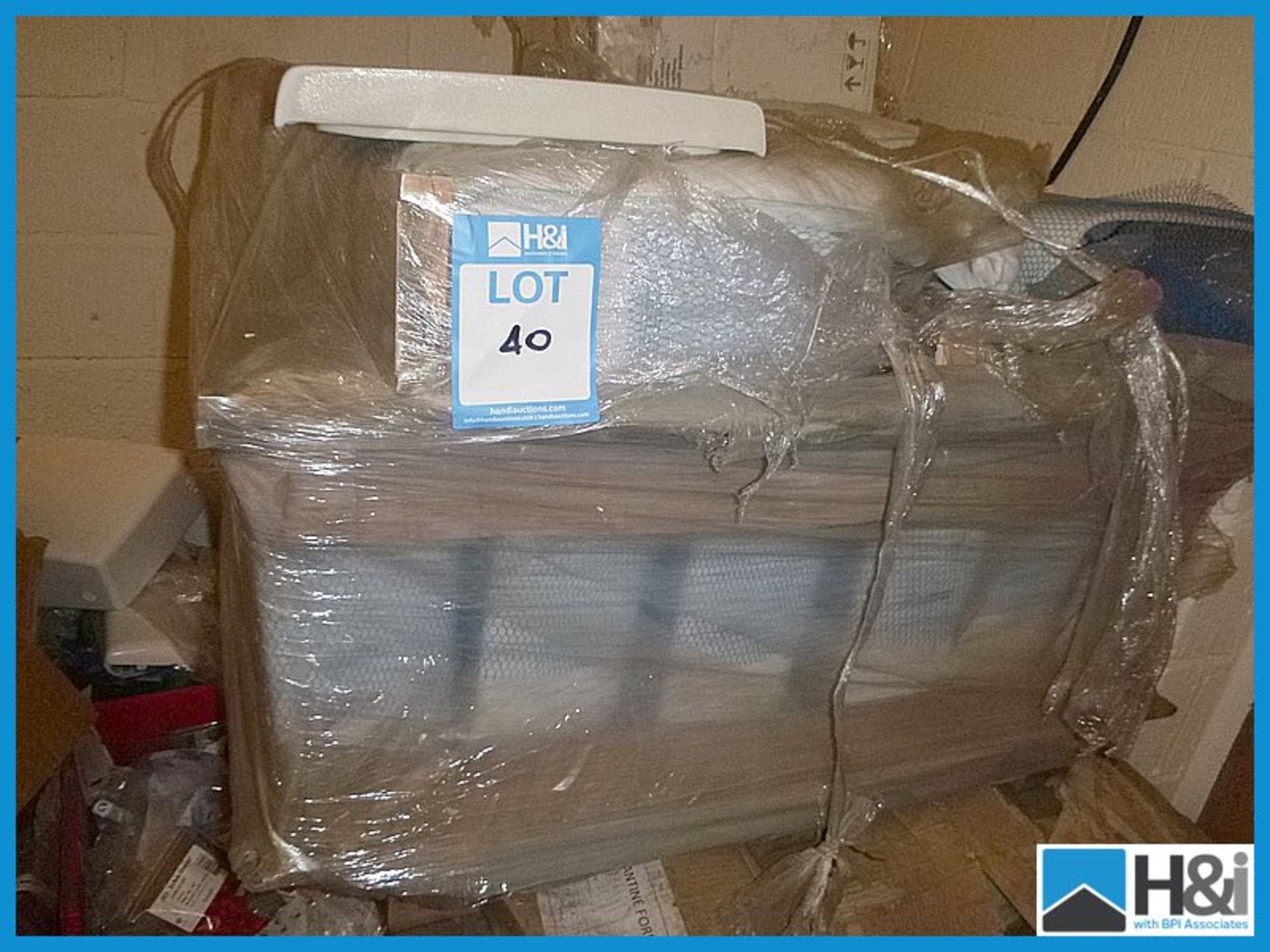 Pallet of Toilet cisterns, unused Appraisal: Viewing Essential. NOTE: H&I strongly advise bidders to