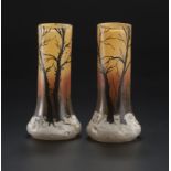 Paire de vases tubulaires en verre multicouche signés Legras circa 1900 à décor tournant émaillé d'