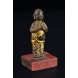 Disciple de Guanyin (Shancai?) en bronze doré Chine dynastie Ming debout les mains jointes en