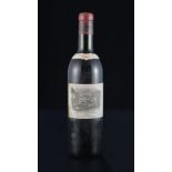 Ch. Lafite-Rothschild 1964 Pauillac 1 GCC 1 bt thép étiquette grifée et légèrement tâchée