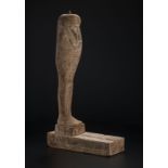 Statue de divinité égyptienne en bois sculpté Basse-époque probablement le dieu funéraire Ptah-