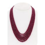 Collier&nbsp multi-rangs de rubis polis (env. 750 ct)&nbsp